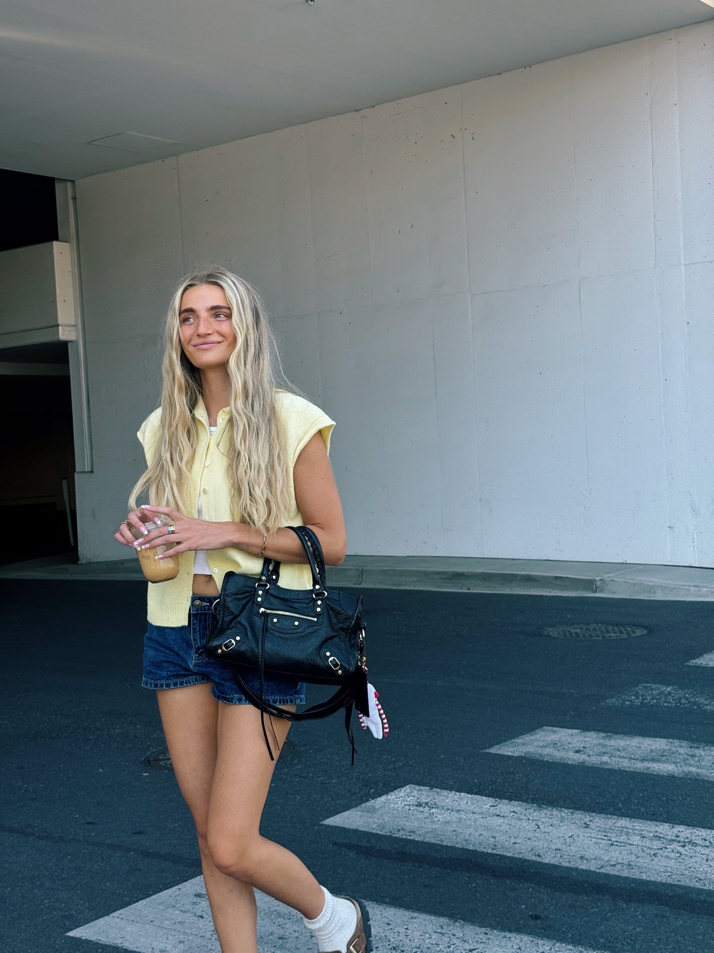 BUTTER YELLOW SHORT SLEEVE CARDI