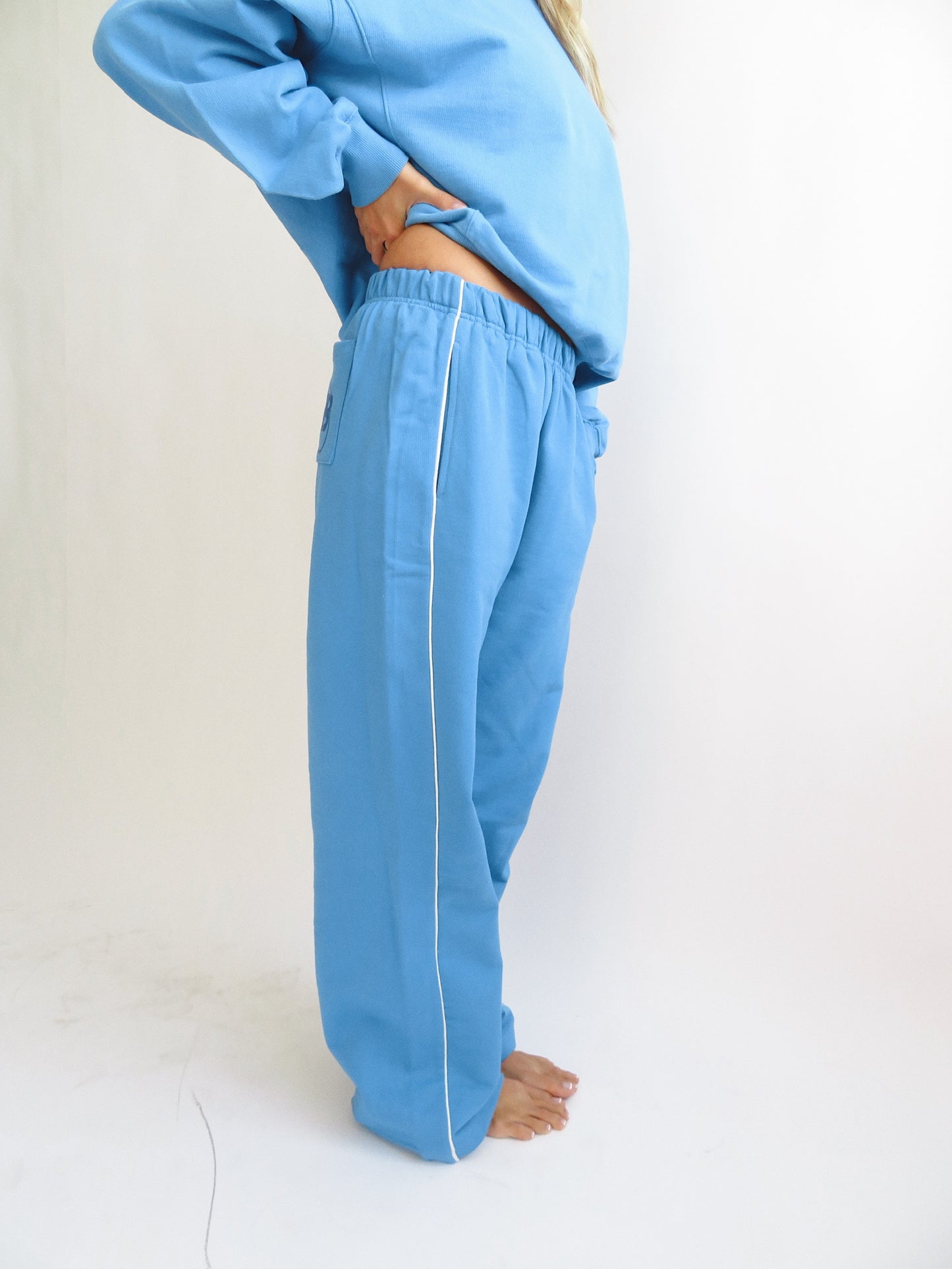 STRAIGHT LEG STRIPE SWEATPANT