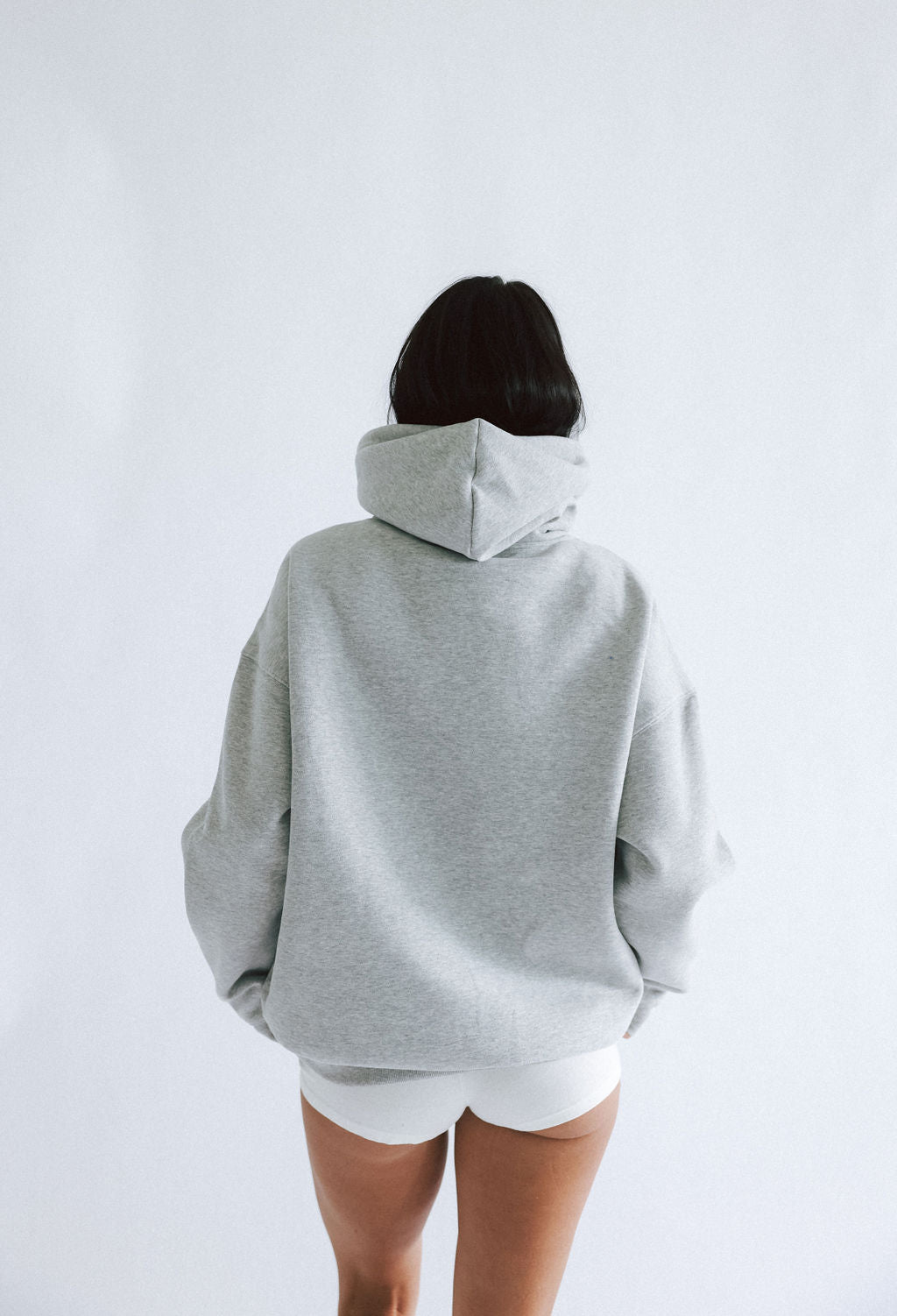 HEATHER GRAY SWEATSHIRT